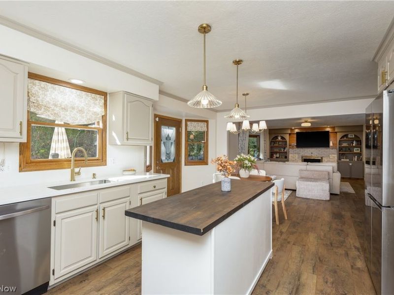 6425 Harborview Avenue NW, Canton, OH 44718 Photo 13