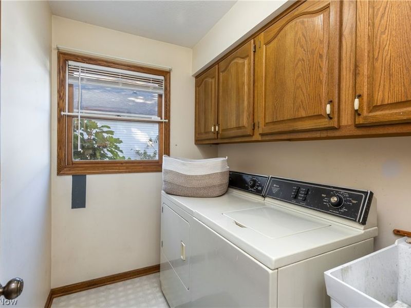 6425 Harborview Avenue NW, Canton, OH 44718 Photo 37