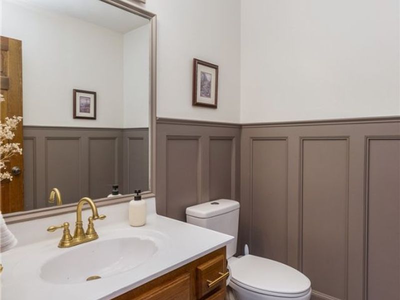 6425 Harborview Avenue NW, Canton, OH 44718 Photo 38