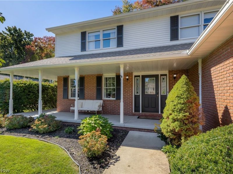 6425 Harborview Avenue NW, Canton, OH 44718 Photo 4
