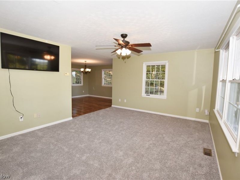 1235 Roosevelt Street SW, Sherrodsville, OH 44675 Photo 13