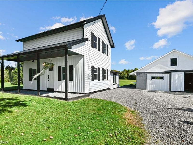 4842 Hoffman Norton Road, Bristolville, OH 44402 Photo 2