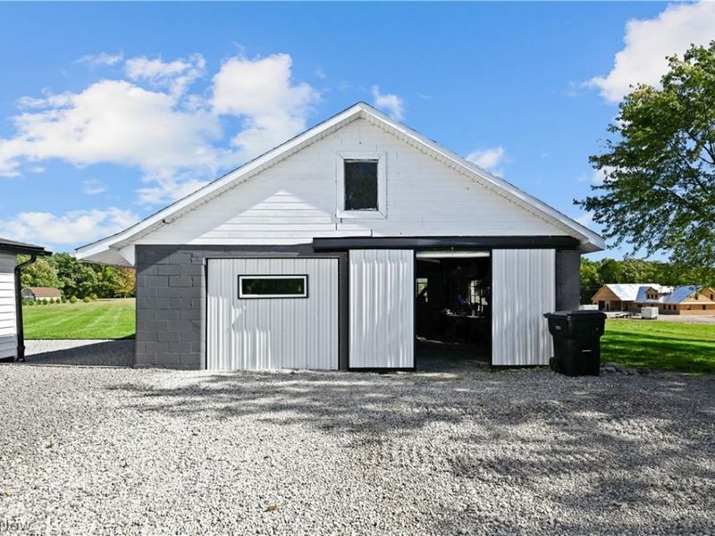 4842 Hoffman Norton Road, Bristolville, OH 44402 Photo 4