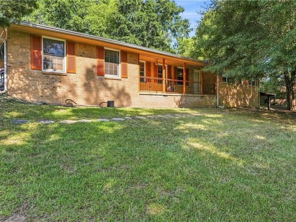 6828 Rockland Road , Lithonia, GA 30038