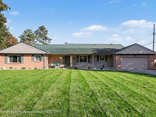 4116 Appletree Lane, Lansing, MI 48917