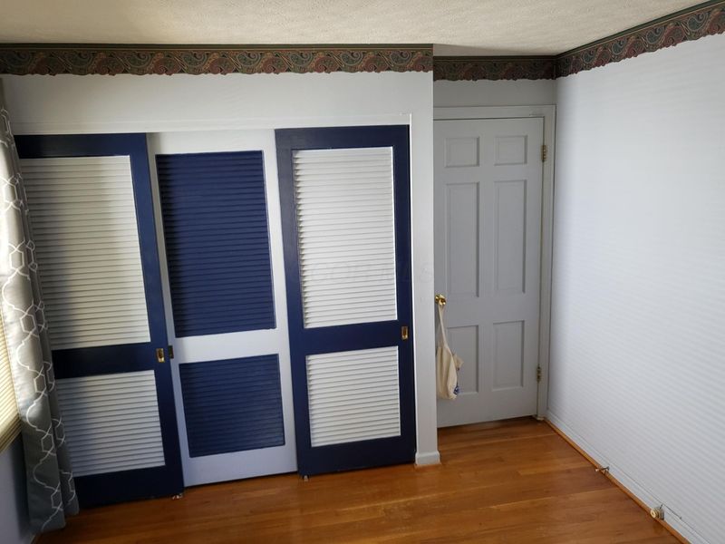 1460 Noe Bixby Road, Columbus, OH 43232 Photo 11