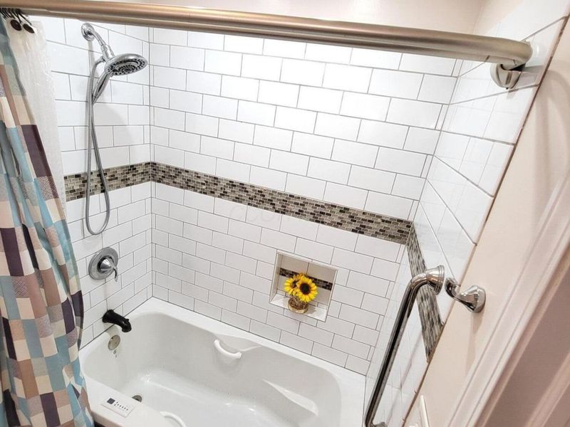 1460 Noe Bixby Road, Columbus, OH 43232 Photo 13