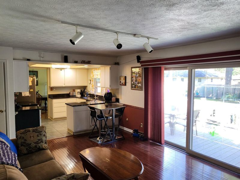 1460 Noe Bixby Road, Columbus, OH 43232 Photo 28