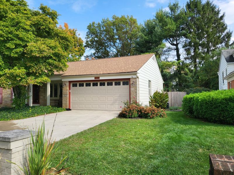 1460 Noe Bixby Road, Columbus, OH 43232 Photo 3