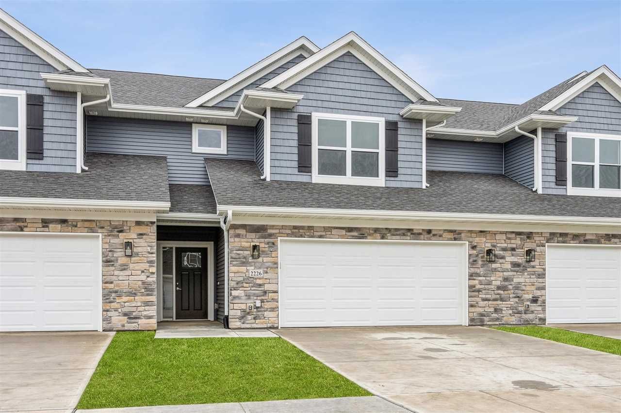 2233 Eversull Ln, North Liberty, IA 52317 Main Photo