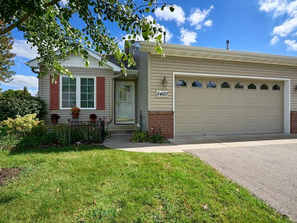 8469 Powers Place, Chanhassen, MN 55317