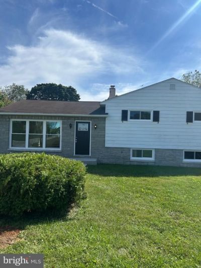 960 N Walnut Street, Coatesville, PA 19320 Main Photo