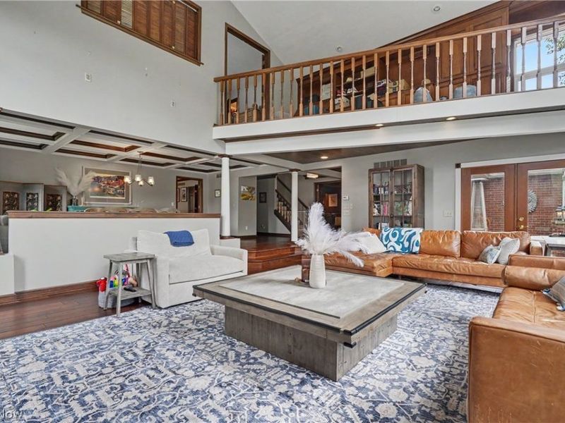 207 N Hayden Parkway, Hudson, OH 44236 Photo 10