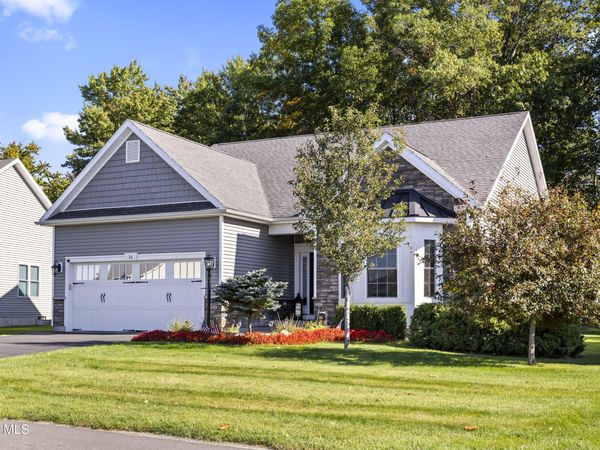 26 Jessica Lane, Glenmont, NY 12077