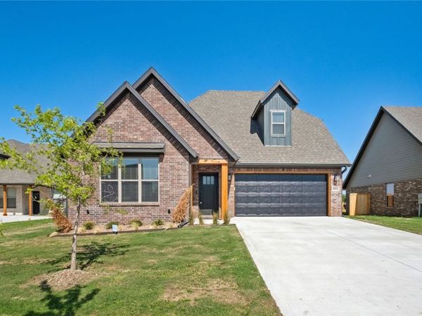 4603 SW Elderwood Street , Bentonville, AR 72713