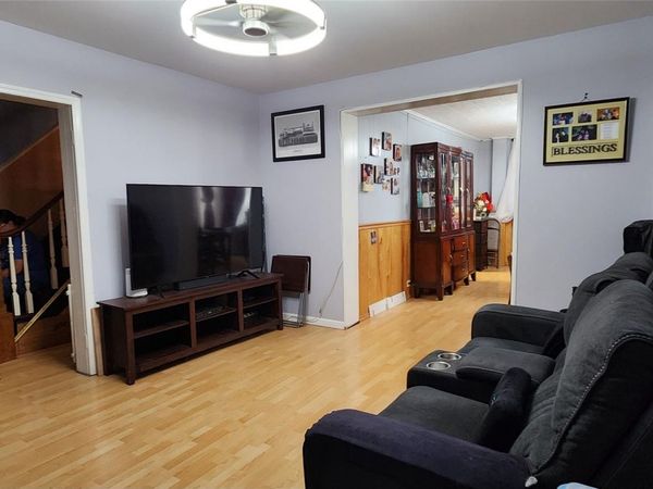 1522 Lurting Avenue , Bronx, NY 10461