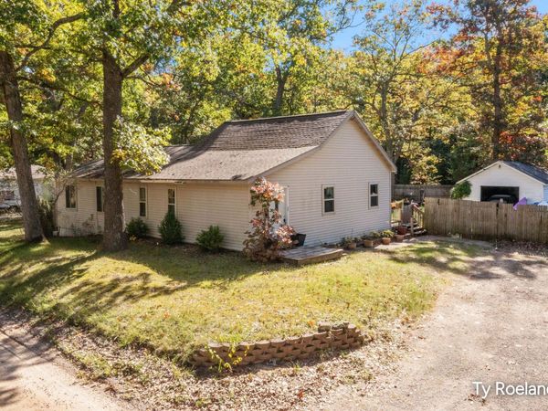 45 E Church Road, Twin Lake, MI 49457