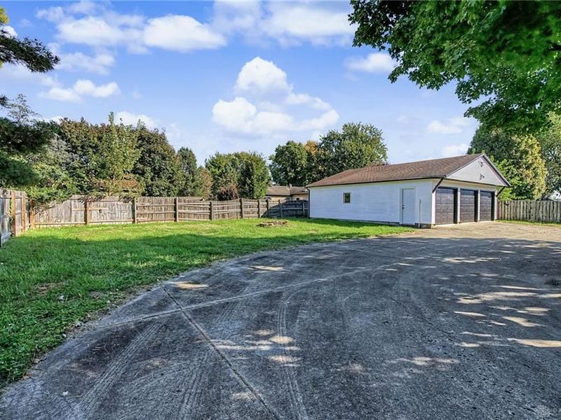 156 Matthews Avenue, Enon Vlg, OH 45323 Photo 68