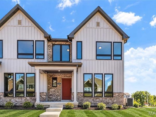 54 Pheasant Ring Drive , St Peters, MO 63376