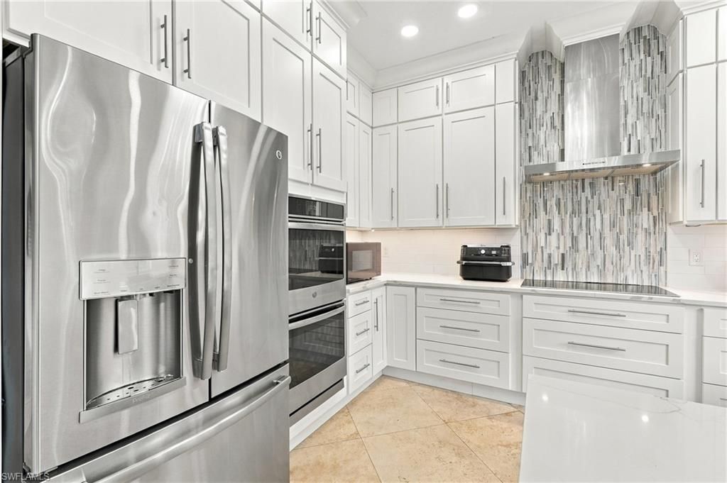 130 1st St Nw, Naples, FL 34120 Photo