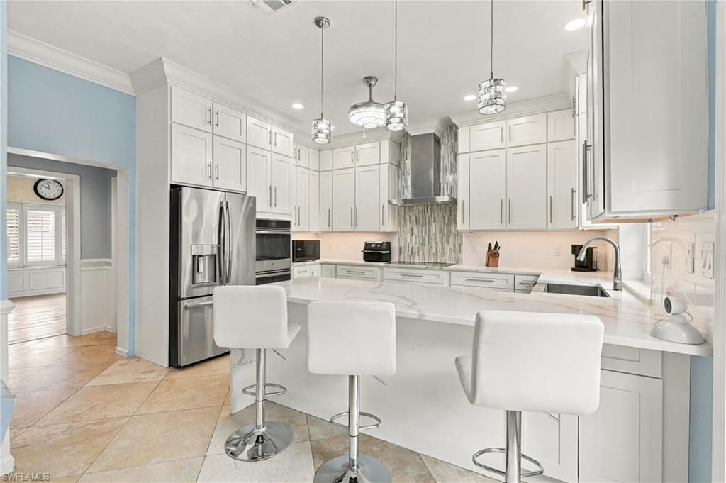 130 1st St Nw, Naples, FL 34120 Photo