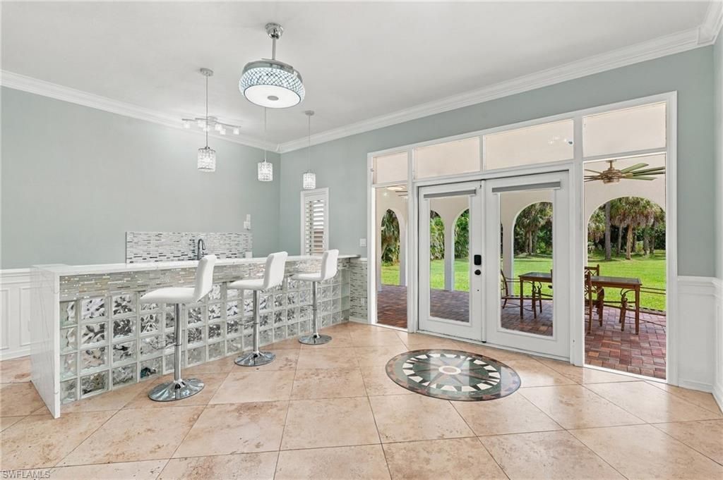 130 1st St Nw, Naples, FL 34120 Photo