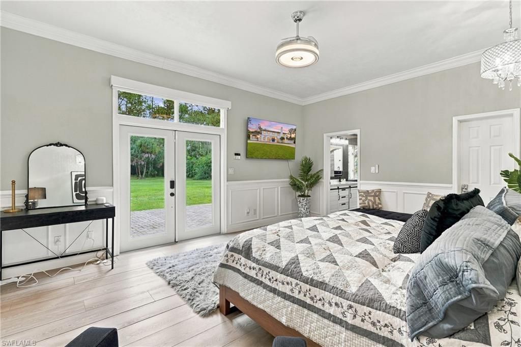 130 1st St Nw, Naples, FL 34120 Photo