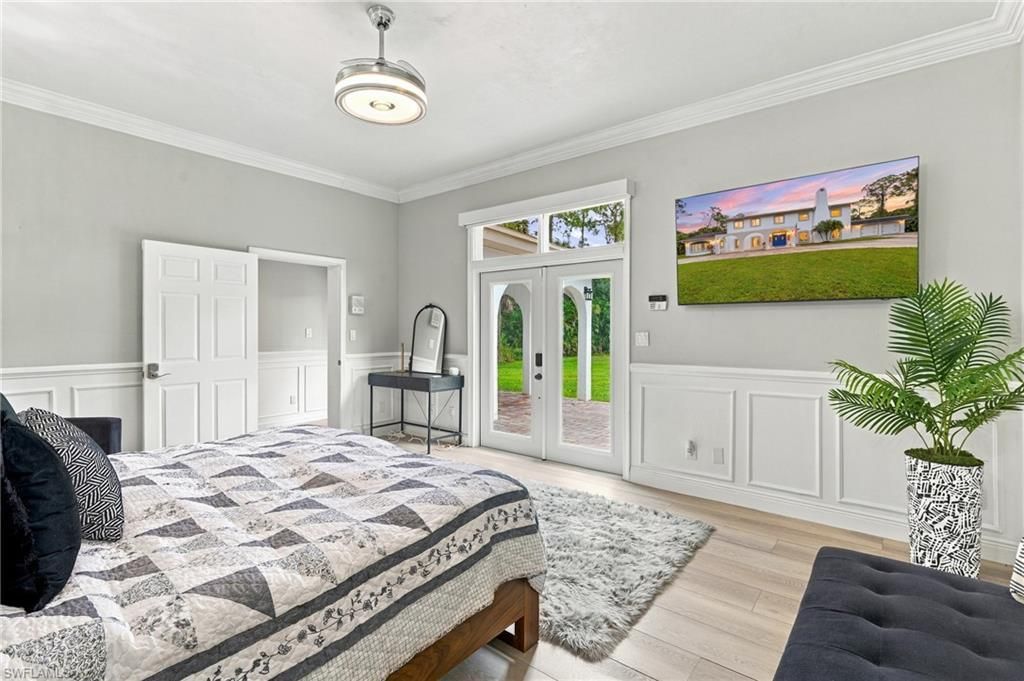 130 1st St Nw, Naples, FL 34120 Photo