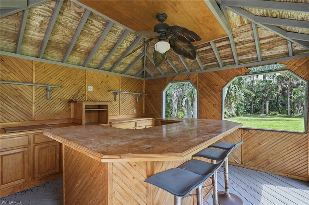 130 1st St Nw, Naples, FL 34120 Photo