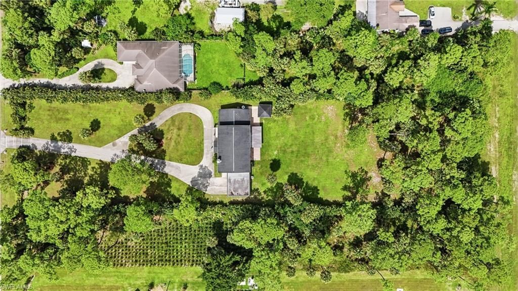 130 1st St Nw, Naples, FL 34120 Photo
