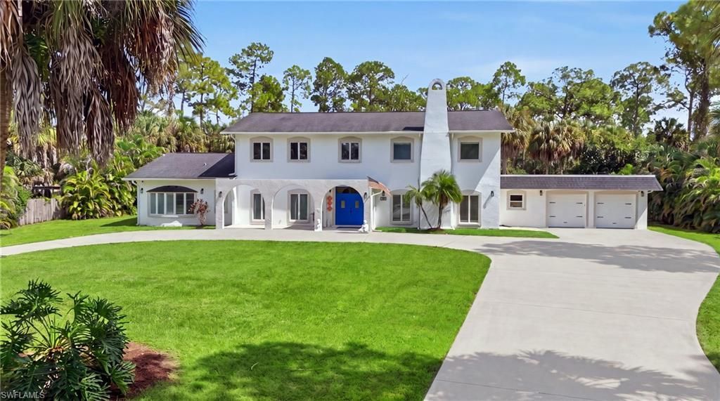 130 1st St Nw, Naples, FL 34120 Photo