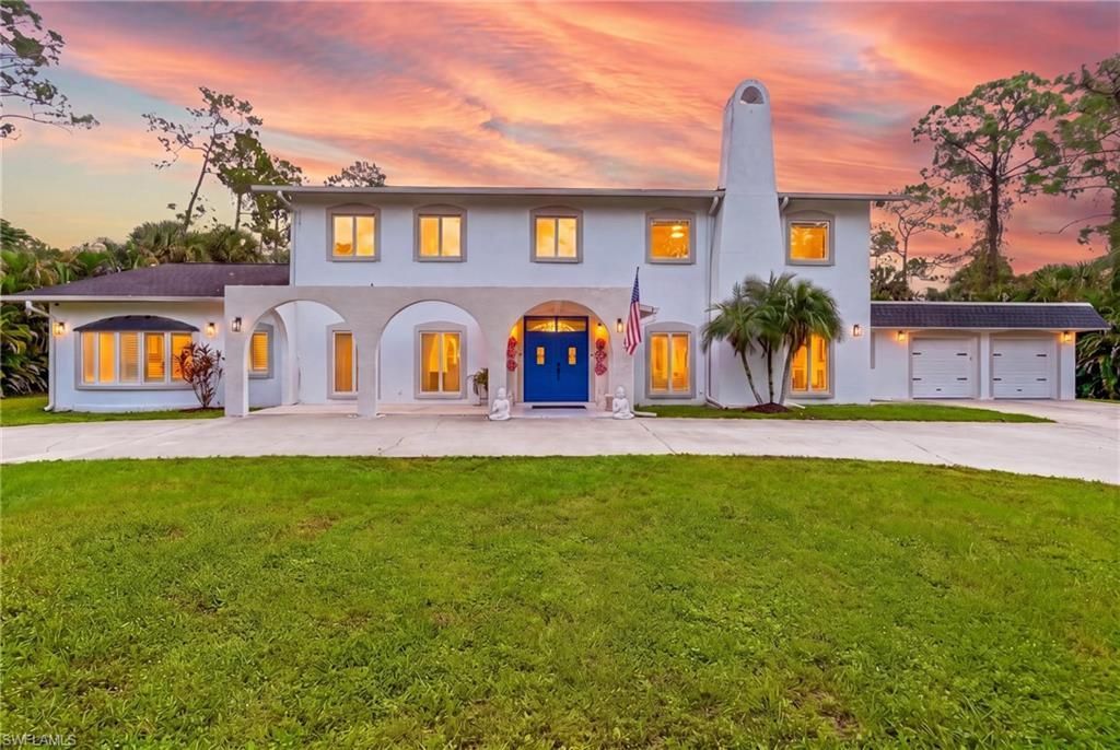 130 1st St Nw, Naples, FL 34120 Photo