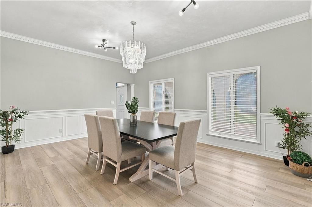130 1st St Nw, Naples, FL 34120 Photo