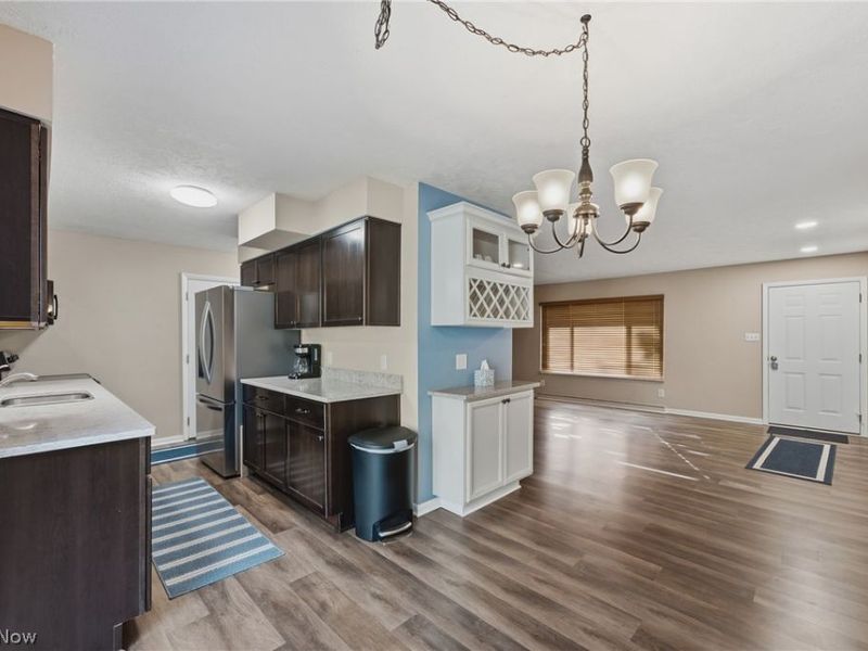 1745 Orchard Drive, Akron, OH 44333 Photo 9