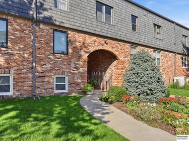 12734 Deauville Drive, Unit 3-103, Omaha, NE 68137