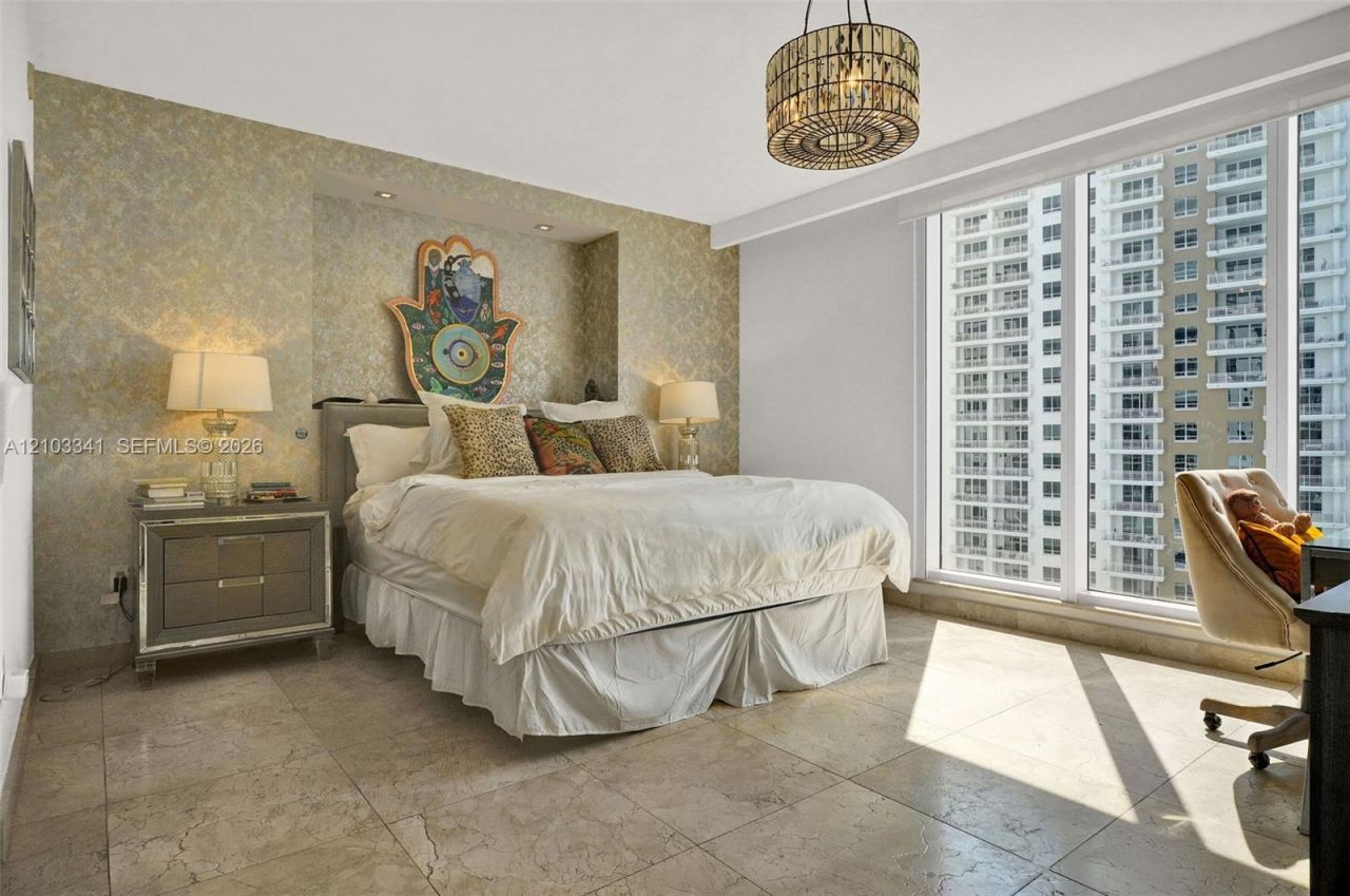 901 Brickell Key Blvd , Unit 2204, Miami, FL 33131 Photo