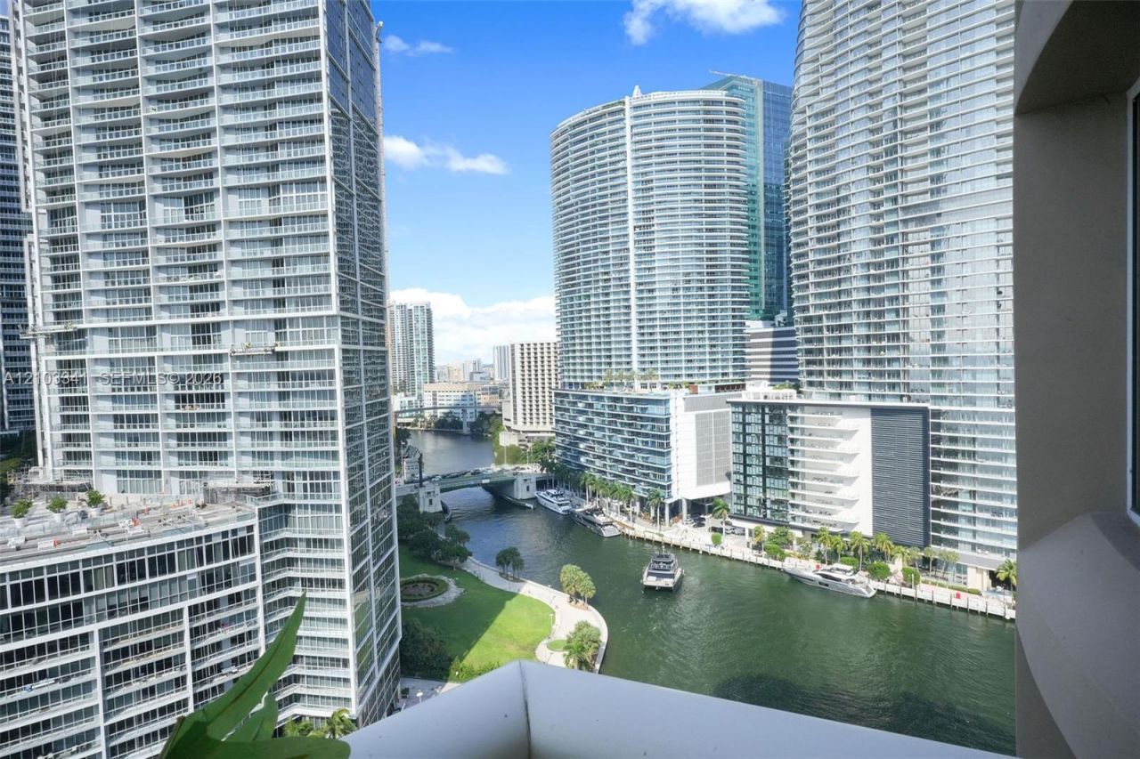 901 Brickell Key Blvd , Unit 2204, Miami, FL 33131 Photo