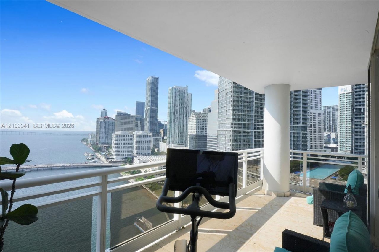 901 Brickell Key Blvd , Unit 2204, Miami, FL 33131 Photo