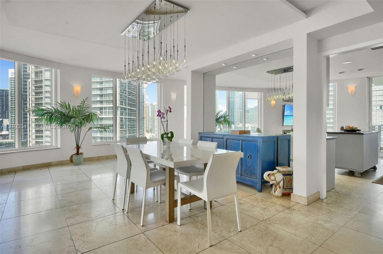 901 Brickell Key Blvd , Unit 2204, Miami, FL 33131 Photo