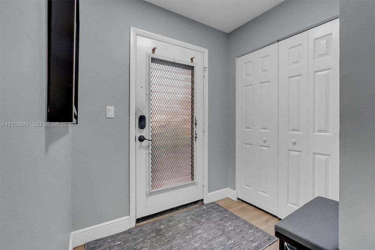 4955 E Sabal Palm Blvd , Unit 111, Tamarac, FL 33319 Photo