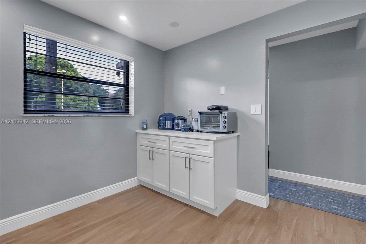 4955 E Sabal Palm Blvd , Unit 111, Tamarac, FL 33319 Photo