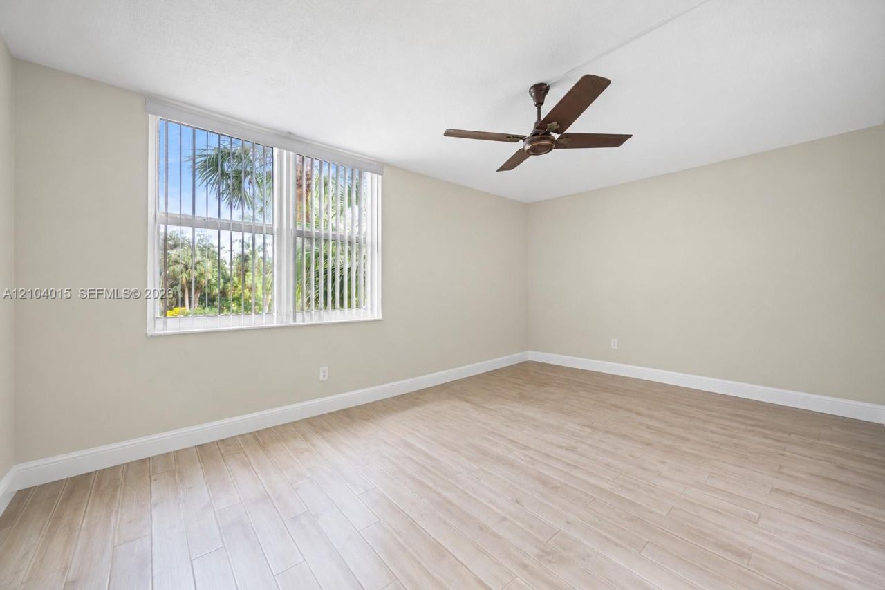 1402 NW 80th Ave, Unit 210, Margate, FL 33063 Photo