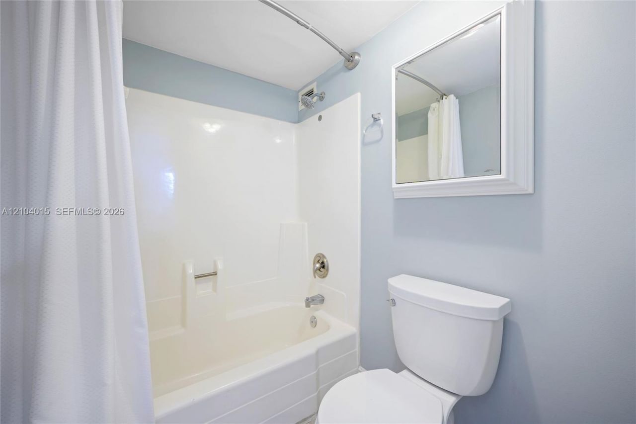1402 NW 80th Ave, Unit 210, Margate, FL 33063 Photo