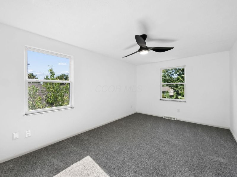 5455 Maple Canyon Avenue , Columbus, OH 43229 Photo 28