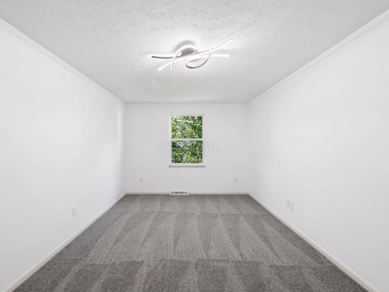 5455 Maple Canyon Avenue , Columbus, OH 43229 Photo 37
