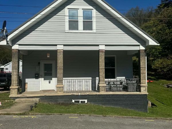412 Center Street, Shinnston, WV 26431