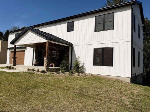 941 Farms Drive, Fairmont, WV 26554