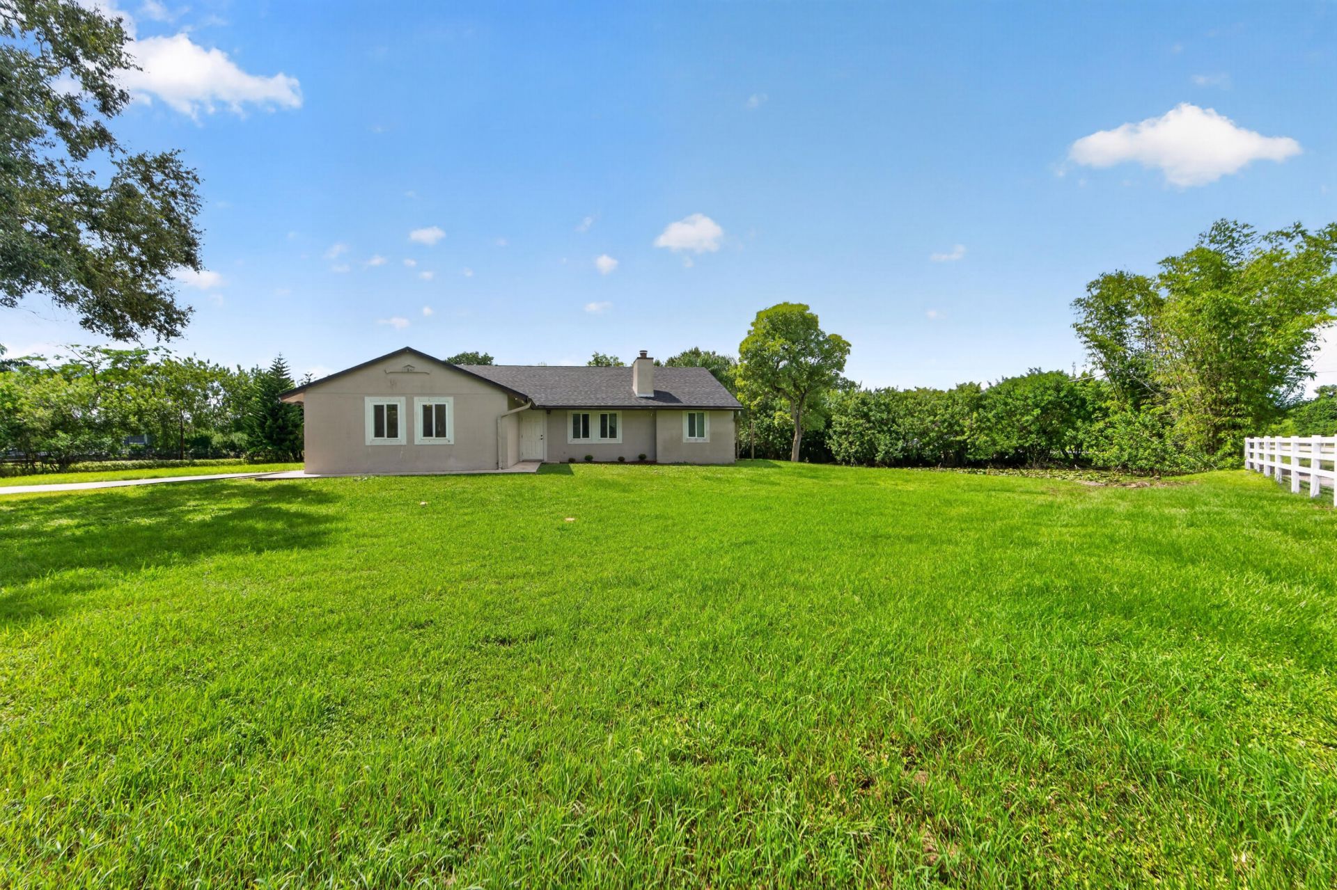 17546 Prado Boulevard, The Acreage, FL 33470 Photo