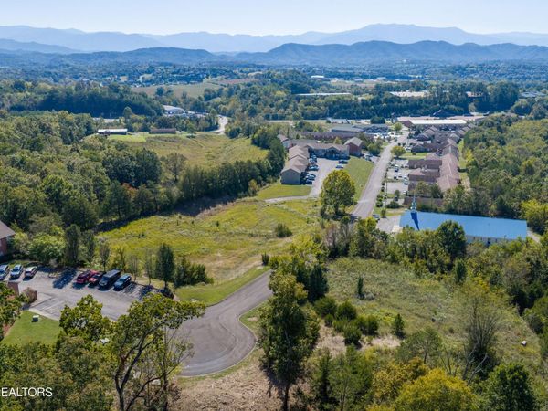 17 Murrell Meadows Drive , Sevierville, TN 37876