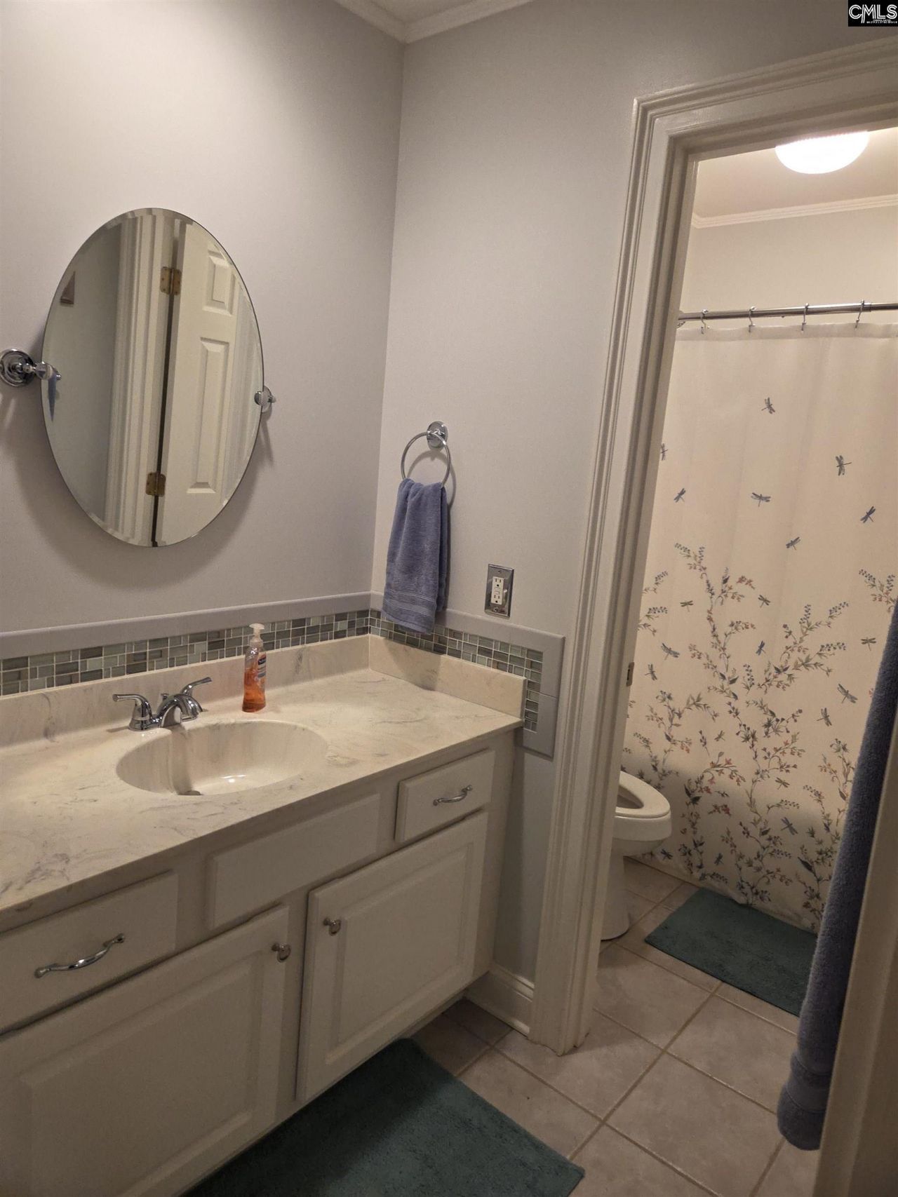121 Wynfield Court  Photo 8
